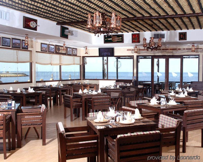 Al Muntazah Plaza Hotel Doha Restaurante foto